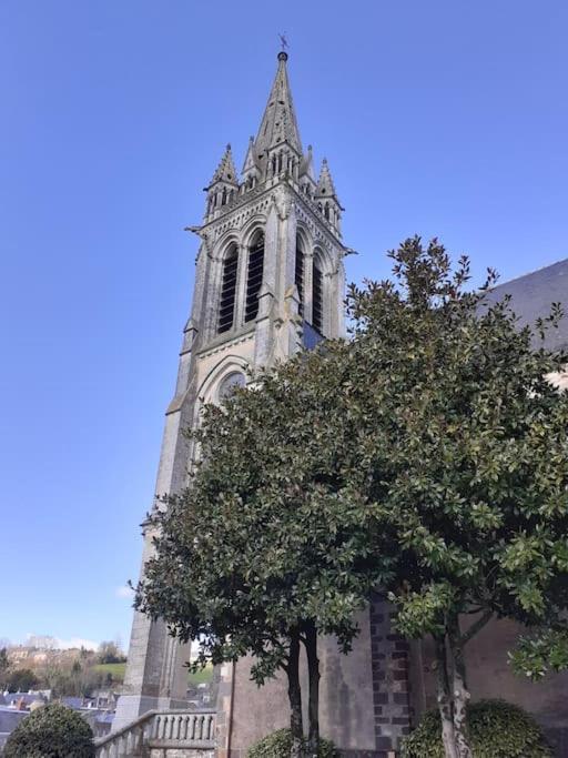 Charming Detached 2 Bedroom Ancient House In Medieval Quarter Of A Small Town In The Pays De La Loire, France Sillé-le-Guillaume Eksteriør billede