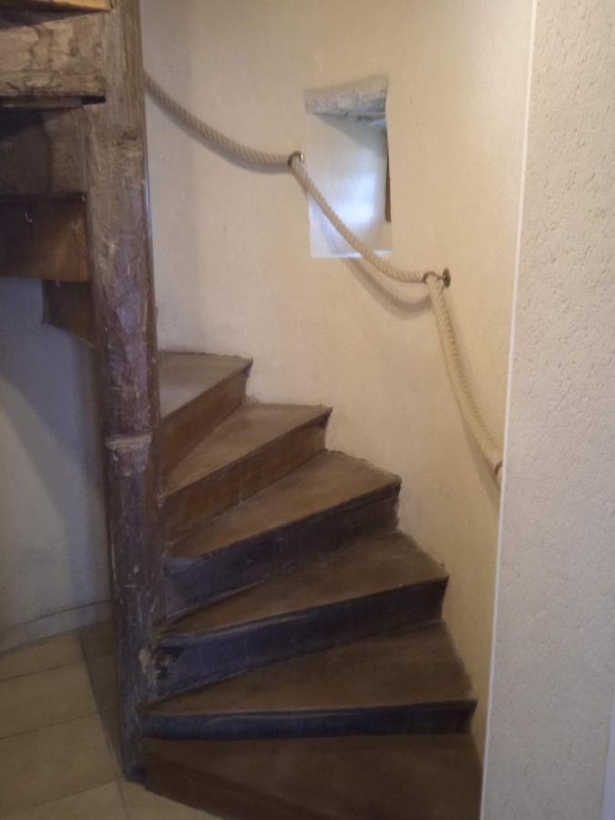 Charming Detached 2 Bedroom Ancient House In Medieval Quarter Of A Small Town In The Pays De La Loire, France Sillé-le-Guillaume Eksteriør billede